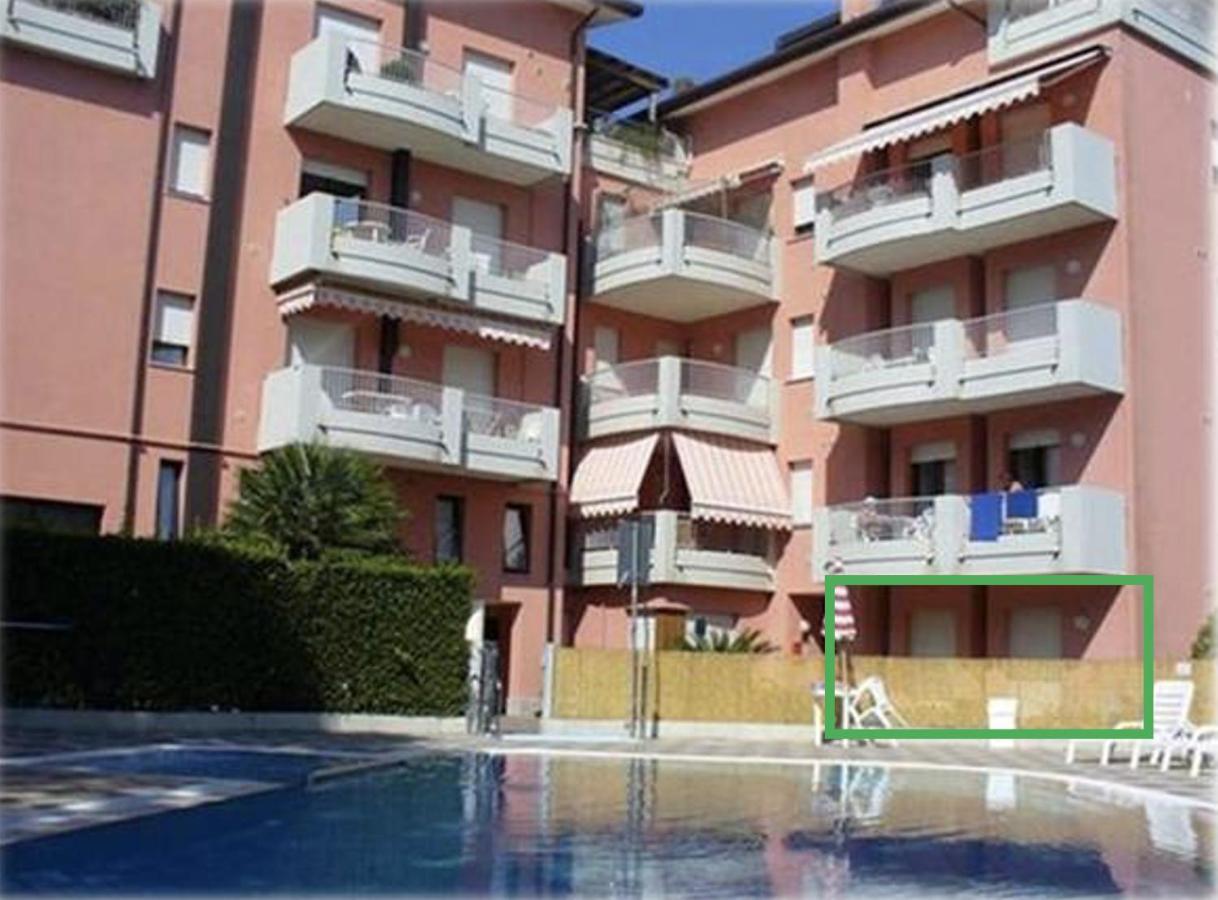 Residence Ipanema - Walterigato Apartments Solo Per Famiglie ليدو دي يسولو المظهر الخارجي الصورة
